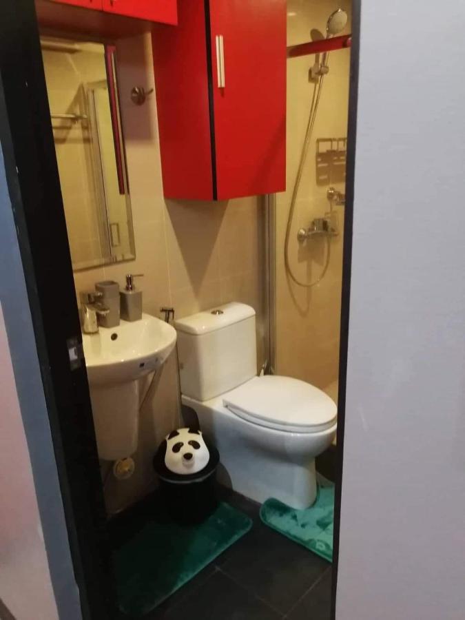Cubao Manhattan Heights Unit 11Pq Tower B, 1Br Ciudad Quezon Exterior foto
